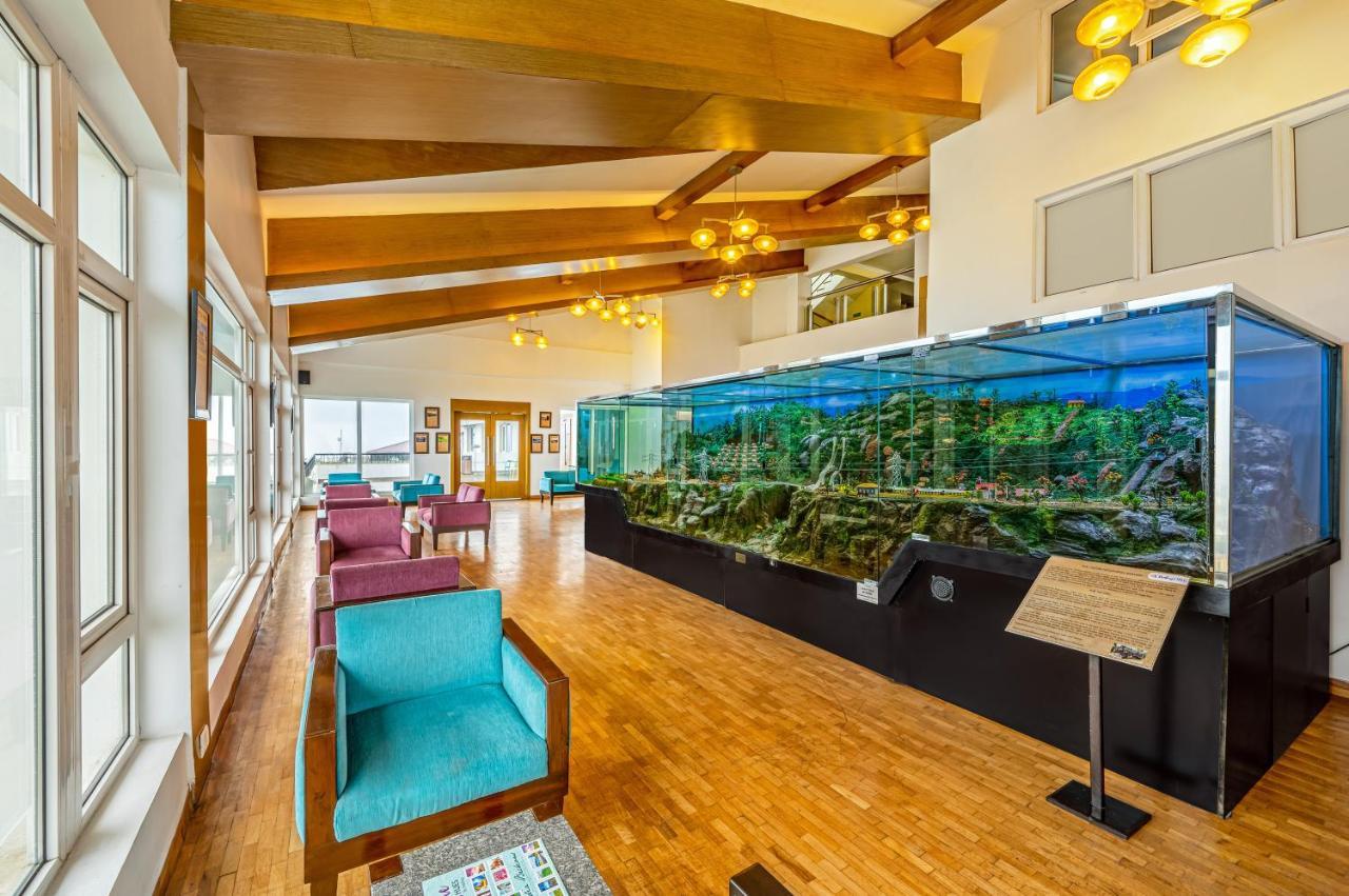 สเตอร์ลิง อูตี เอลก์ ฮิล Hotel ภายนอก รูปภาพ
