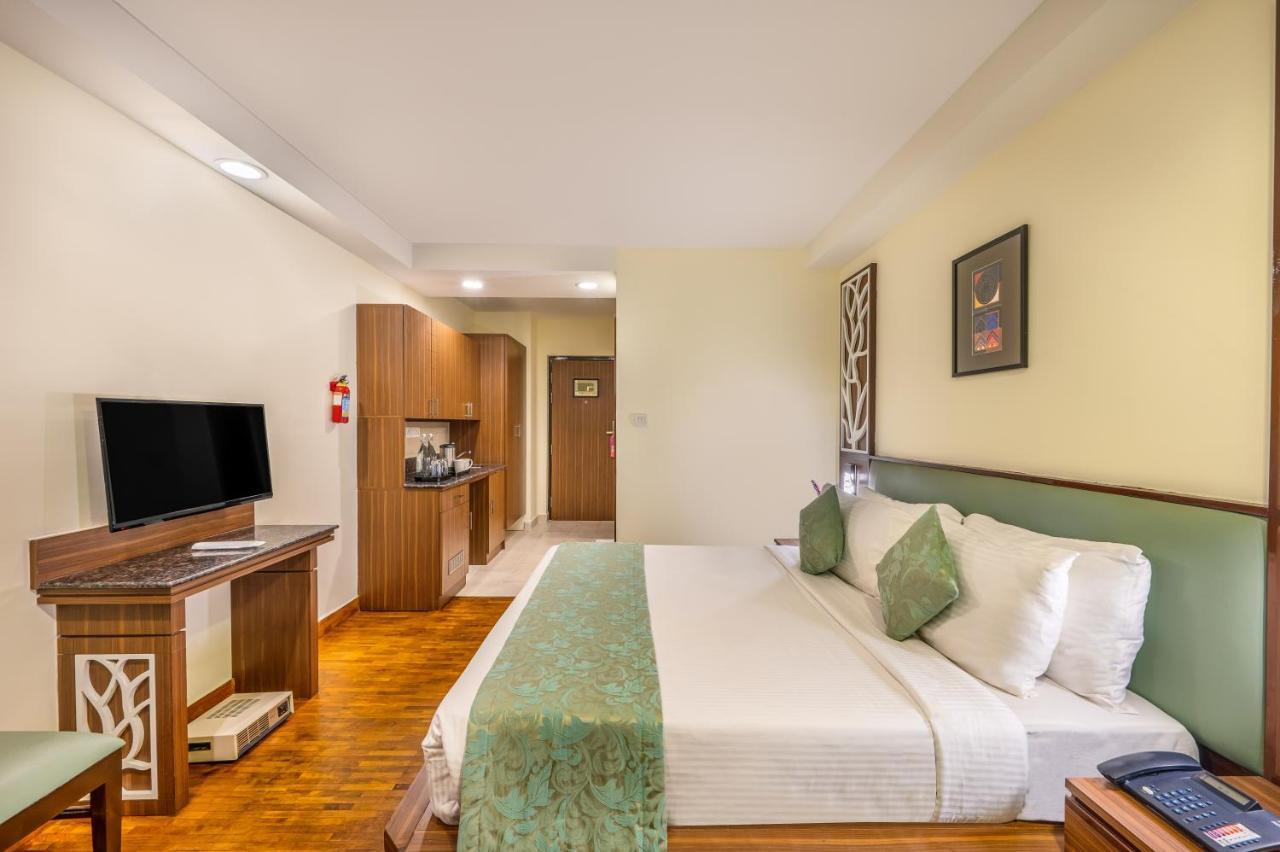 สเตอร์ลิง อูตี เอลก์ ฮิล Hotel ภายนอก รูปภาพ