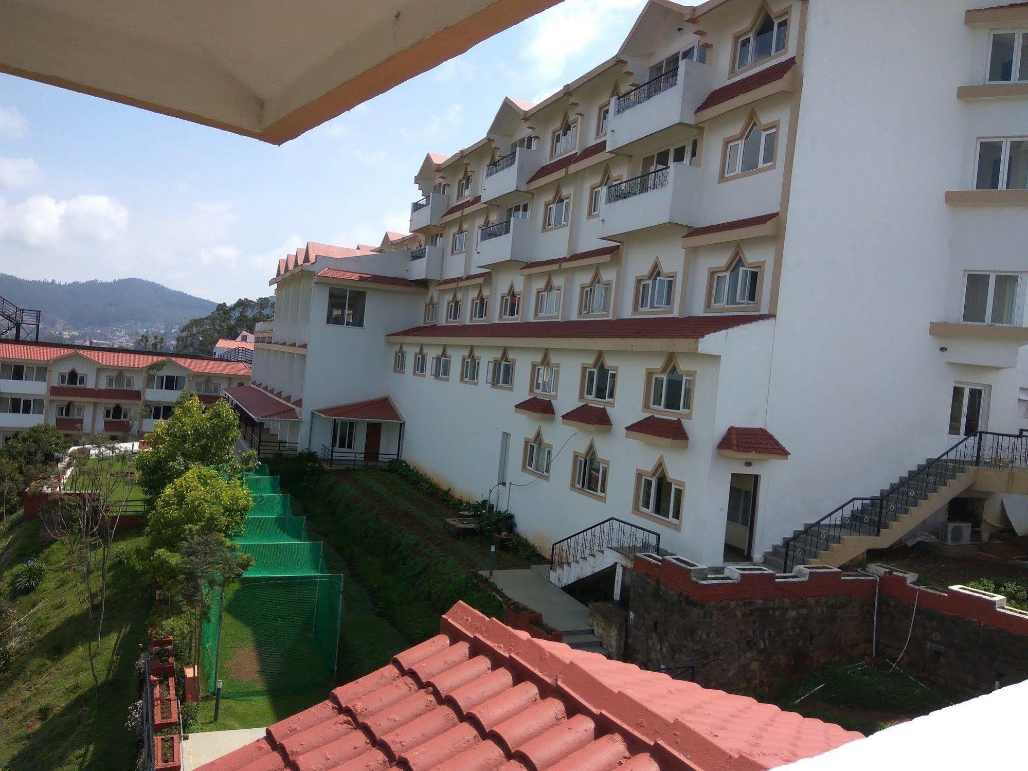 สเตอร์ลิง อูตี เอลก์ ฮิล Hotel ภายนอก รูปภาพ
